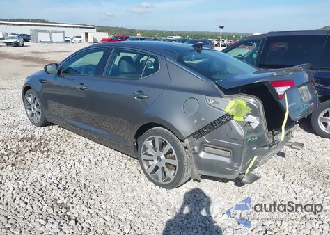 2012 Kia Optima Sx z USA, uszkodzony, nr VIN 5XXGR4A66CG050547